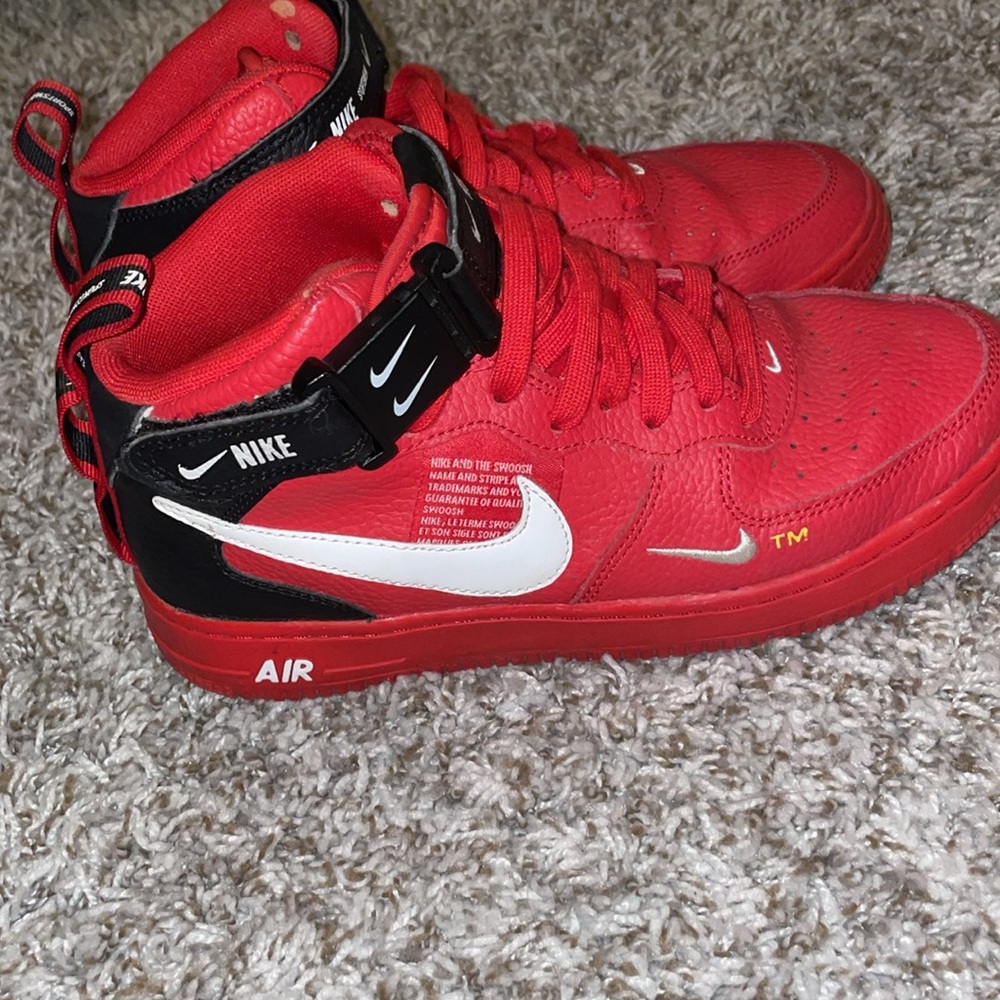 Red Nike forces high tops with strap